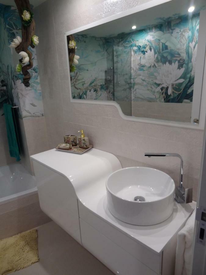 Infostays Maria Zambrano Apartment *