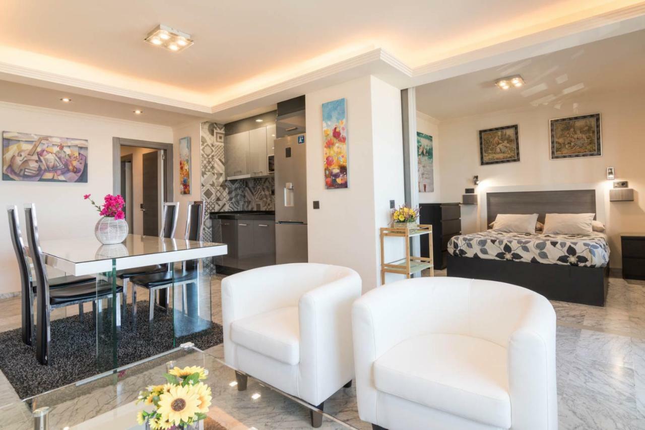 New Luxury Premium Apartment *