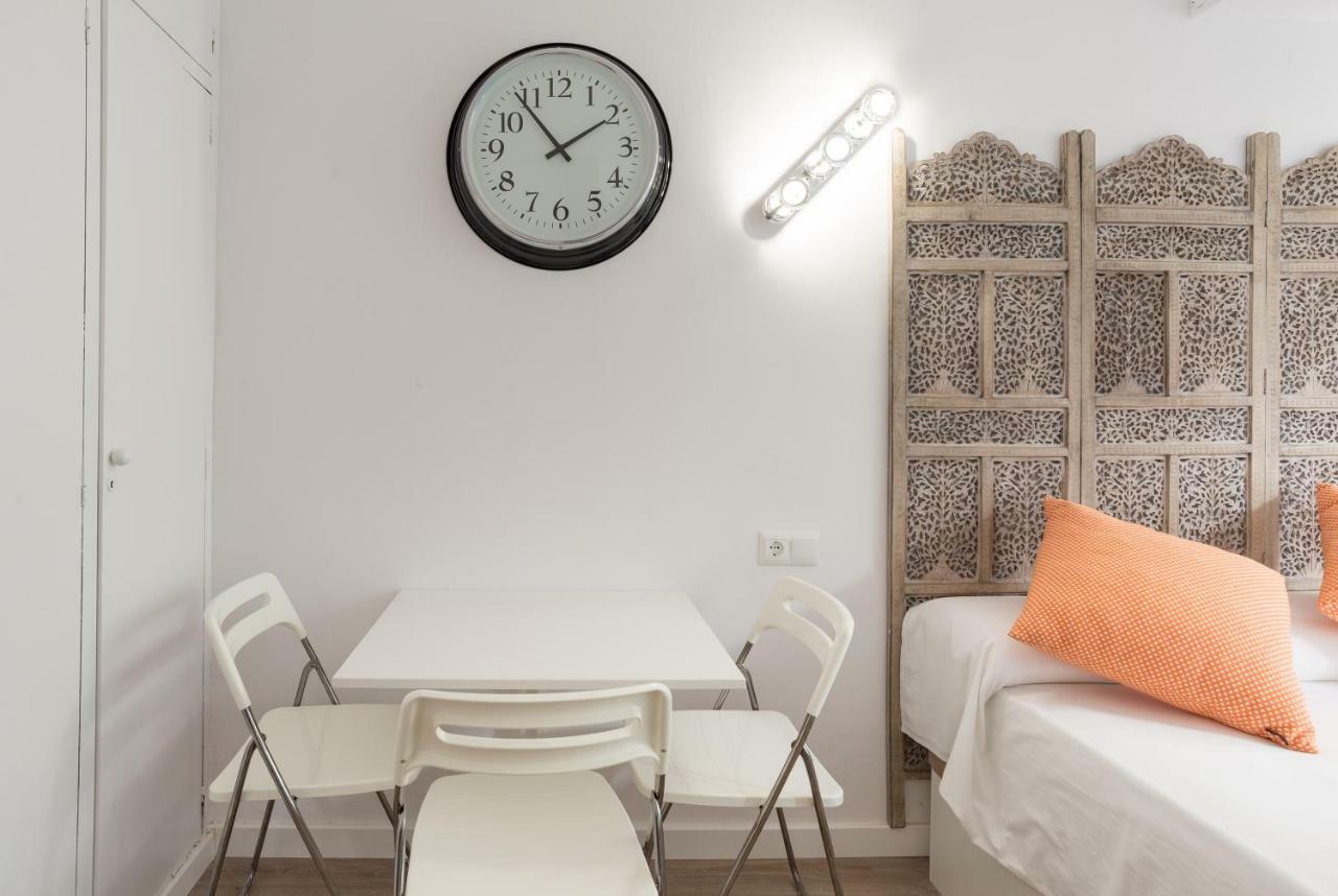 Mp2-bright Beachfront Studio Walk To Old Town * Malaga