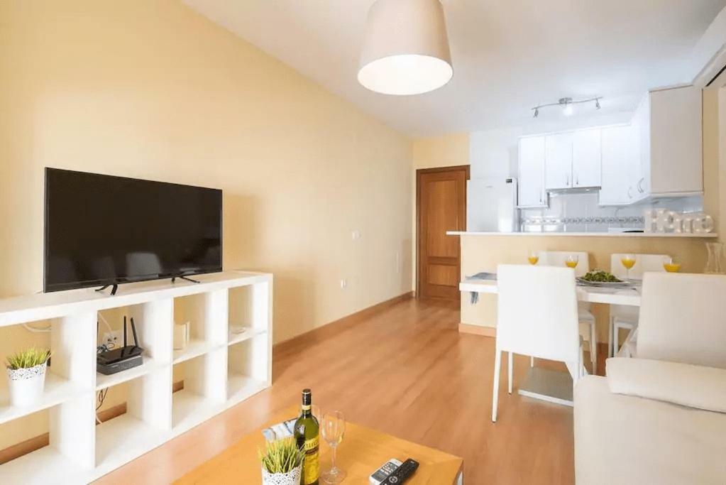 Apartment Shiny Lud Family Malaga