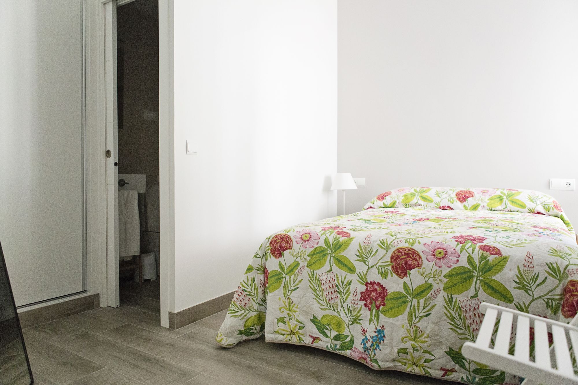 Suncity Flat Victoria Apartment