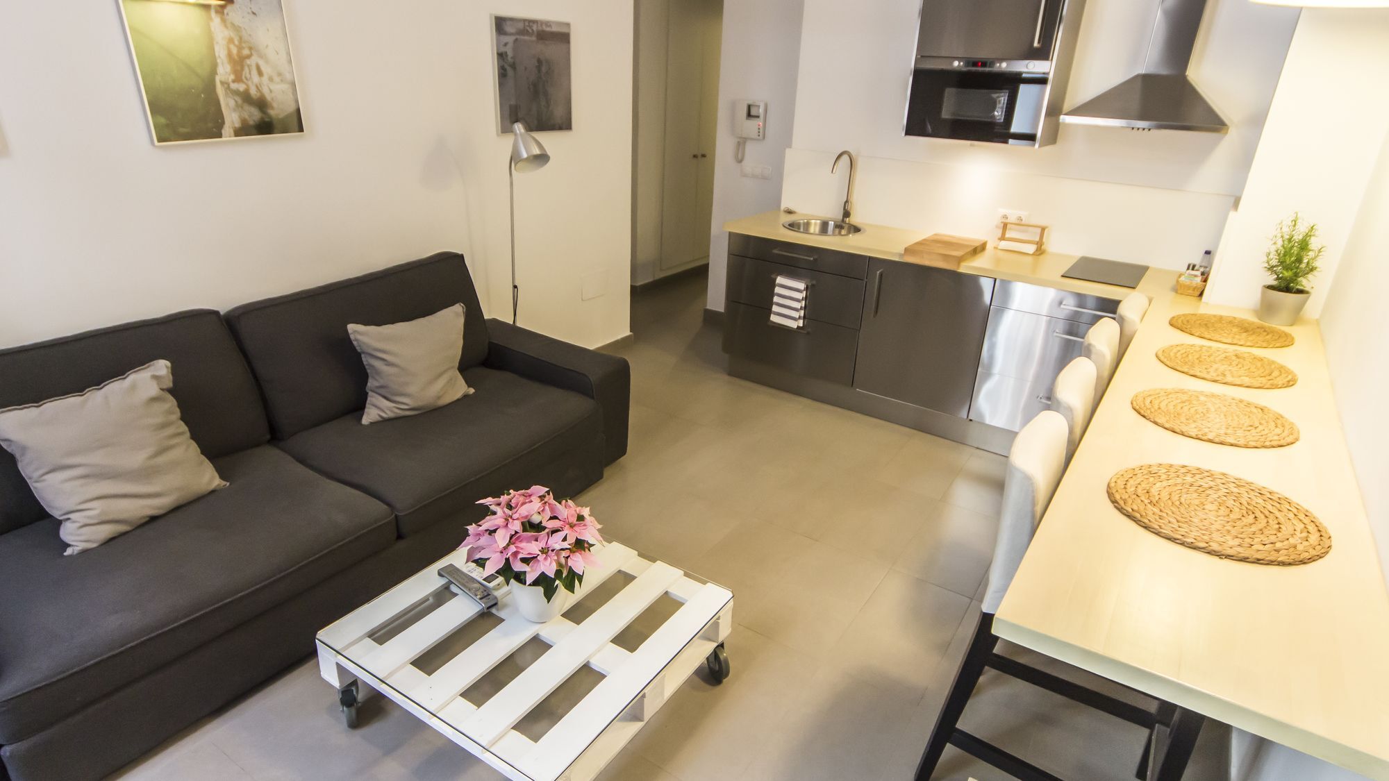 Picasso Apartment