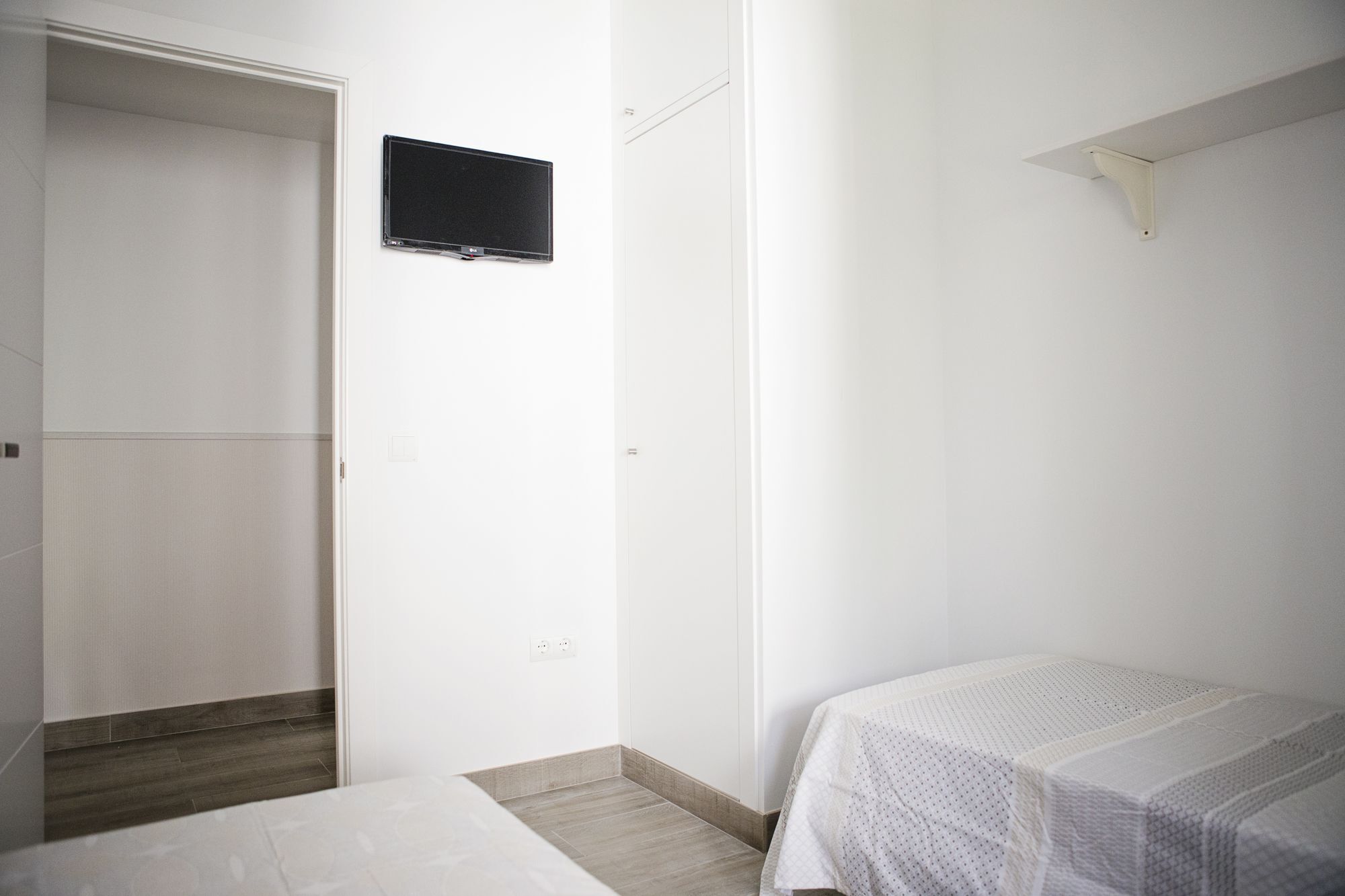 Suncity Flat Victoria *