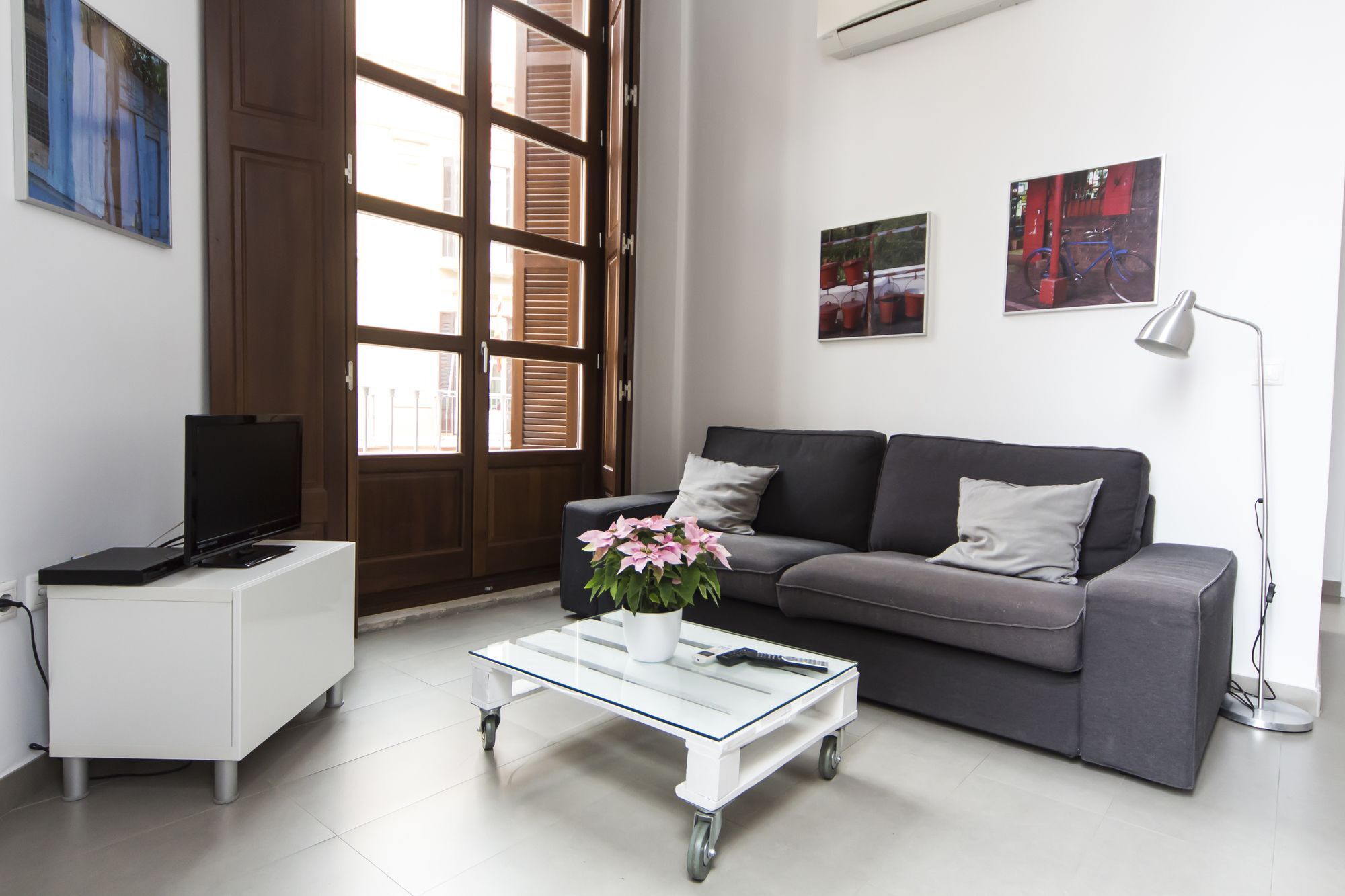 Picasso Apartment