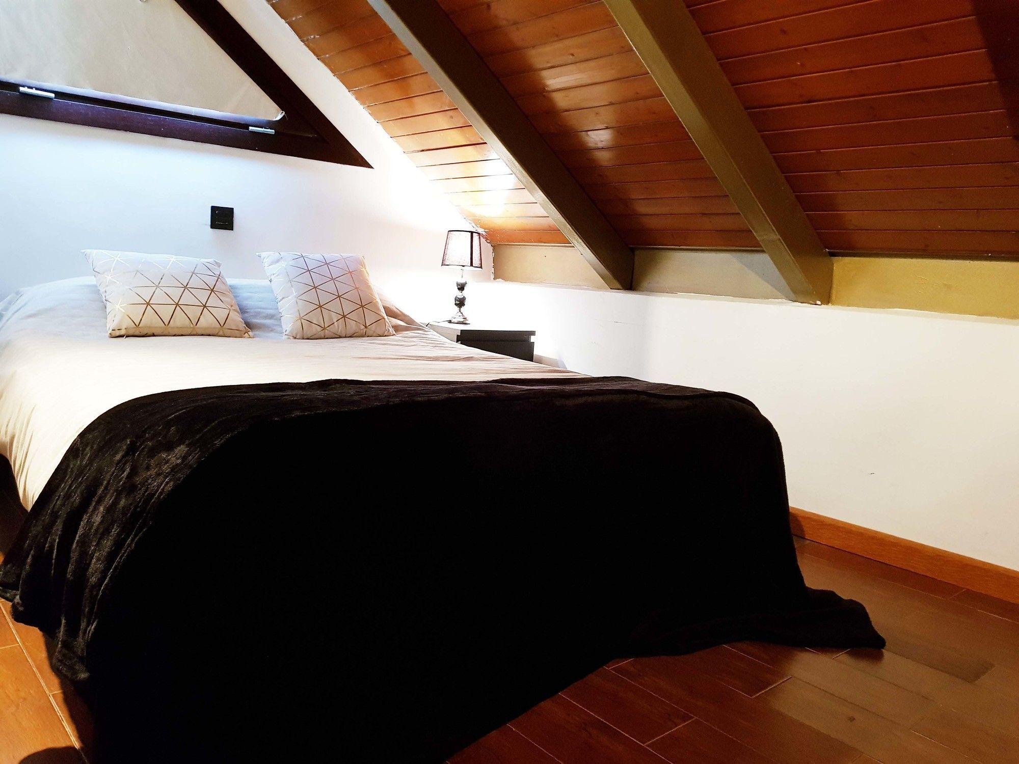 A&n Carreteria Duplex * Malaga