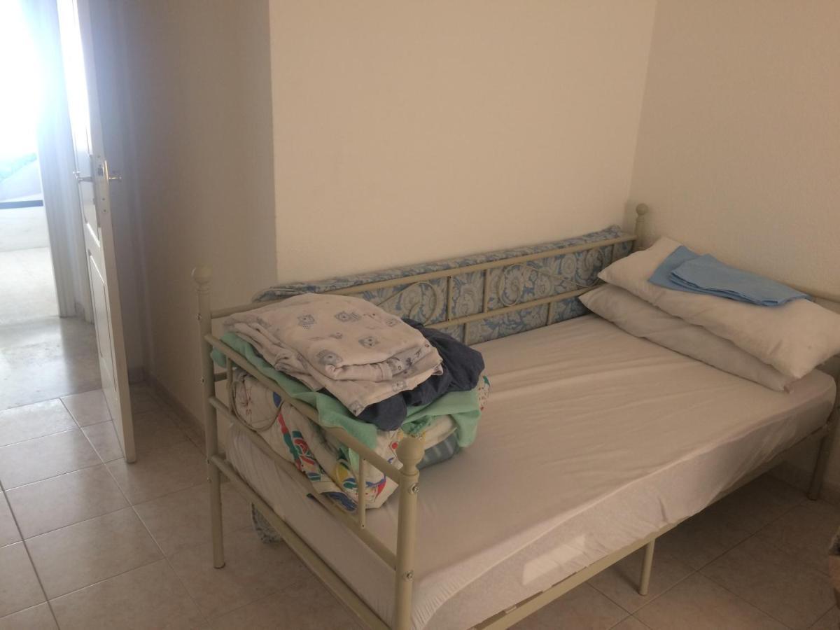 Habitacion En Apartamento Carlos Haya