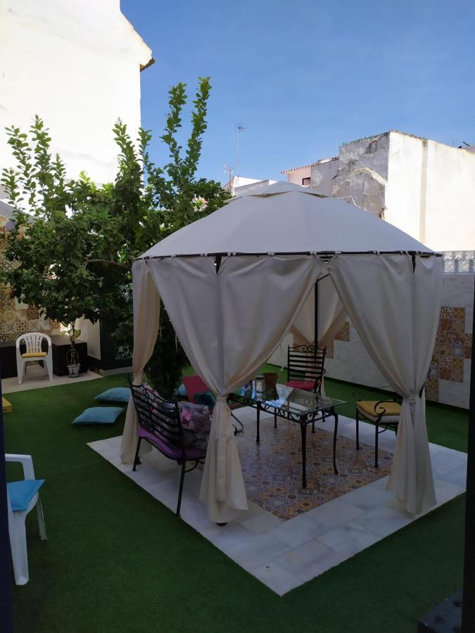 Centro (adults Only) *