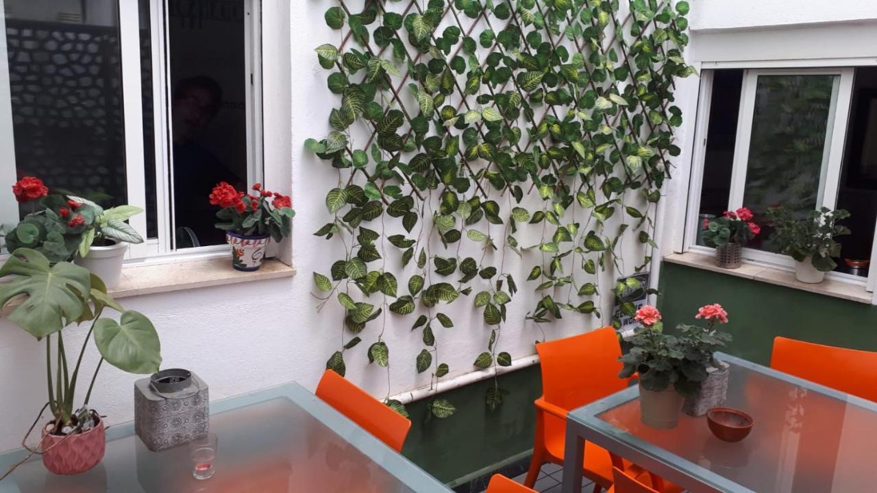 Centro (adults Only) Hostel *