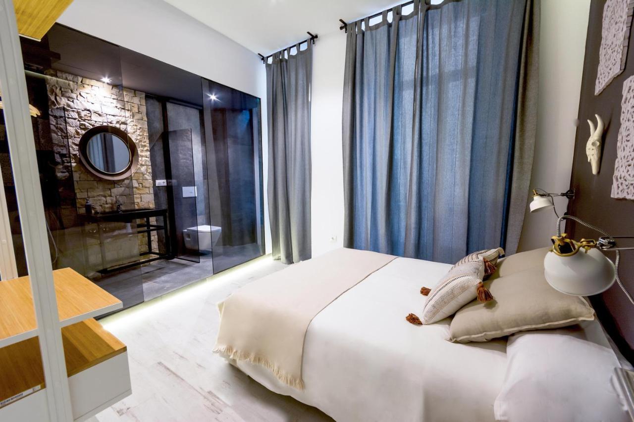 Apartment Bhost-plaza De Flores