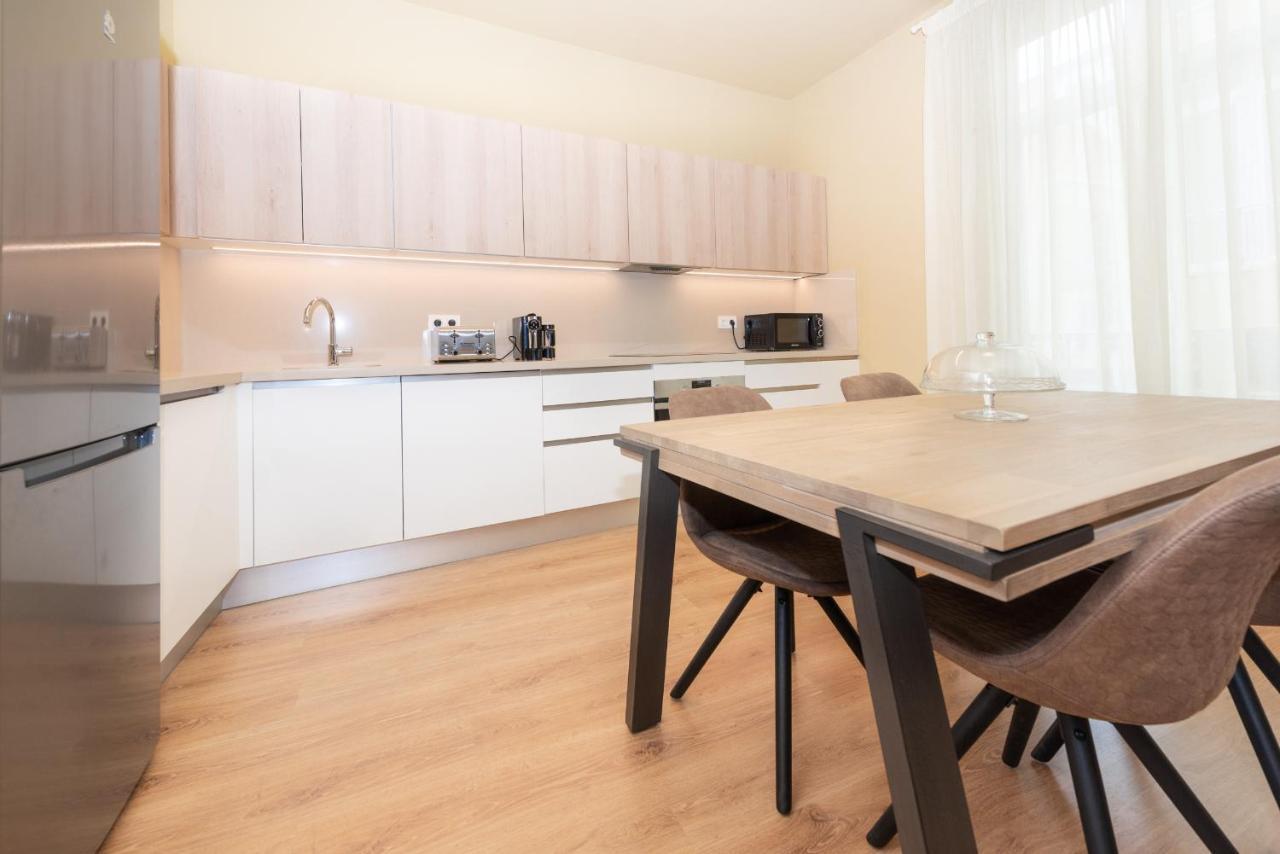 Apartment Continental *