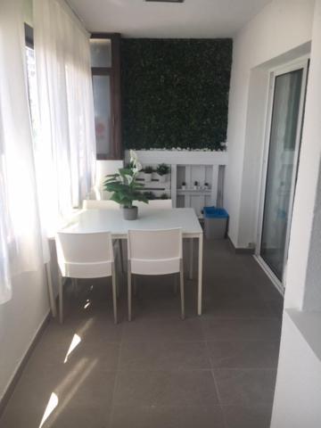 Las Gardenias Apartment *