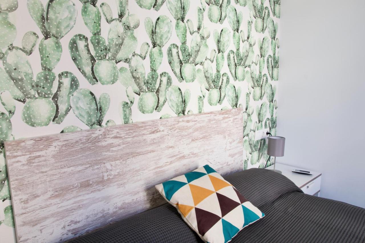 Malagaurbanrooms - City View Apartment *