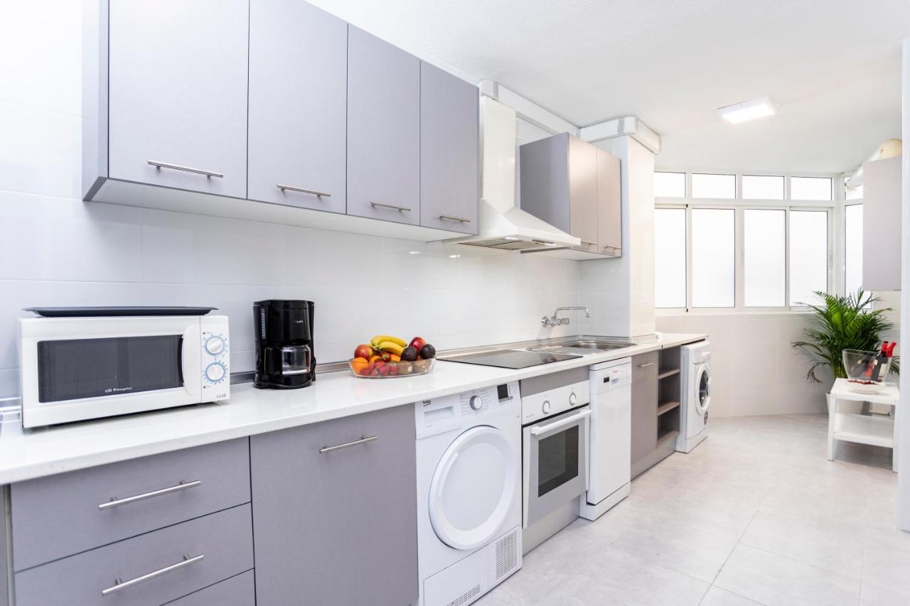 Playa Malagueta-canovas, 8 Personas Apartment Málaga