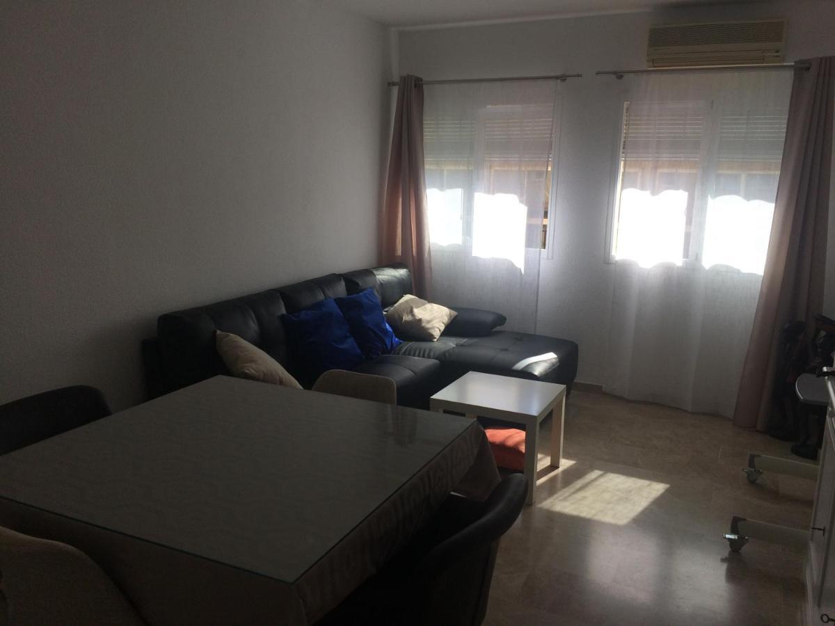 Habitacion En Apartamento Carlos Haya