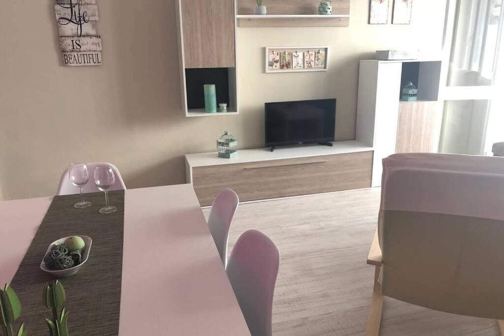 Apartment Center Big Apartment-family&friends-5 Beds