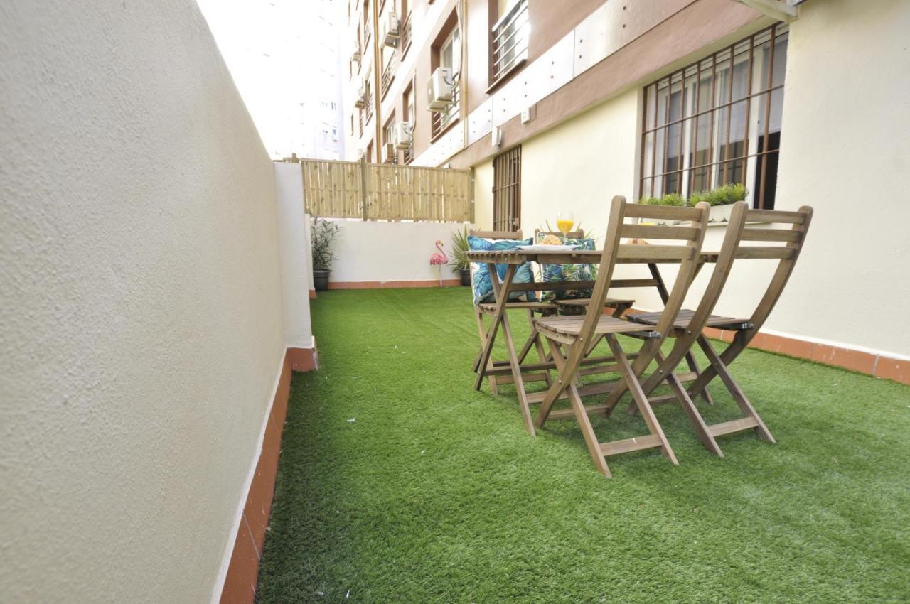 Luminoso Y Coqueto Con Jardin Apartment
