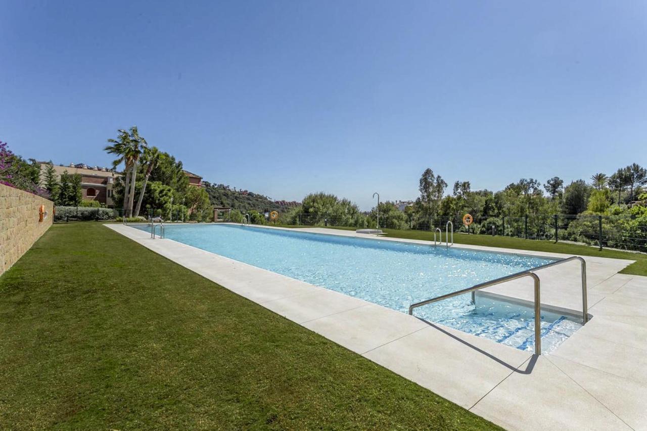 Apartment Luxury Large Terrace Views Jacuzzi Pool