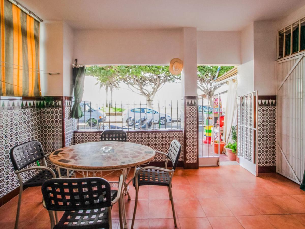 Welcoming In With Patio Holiday home *