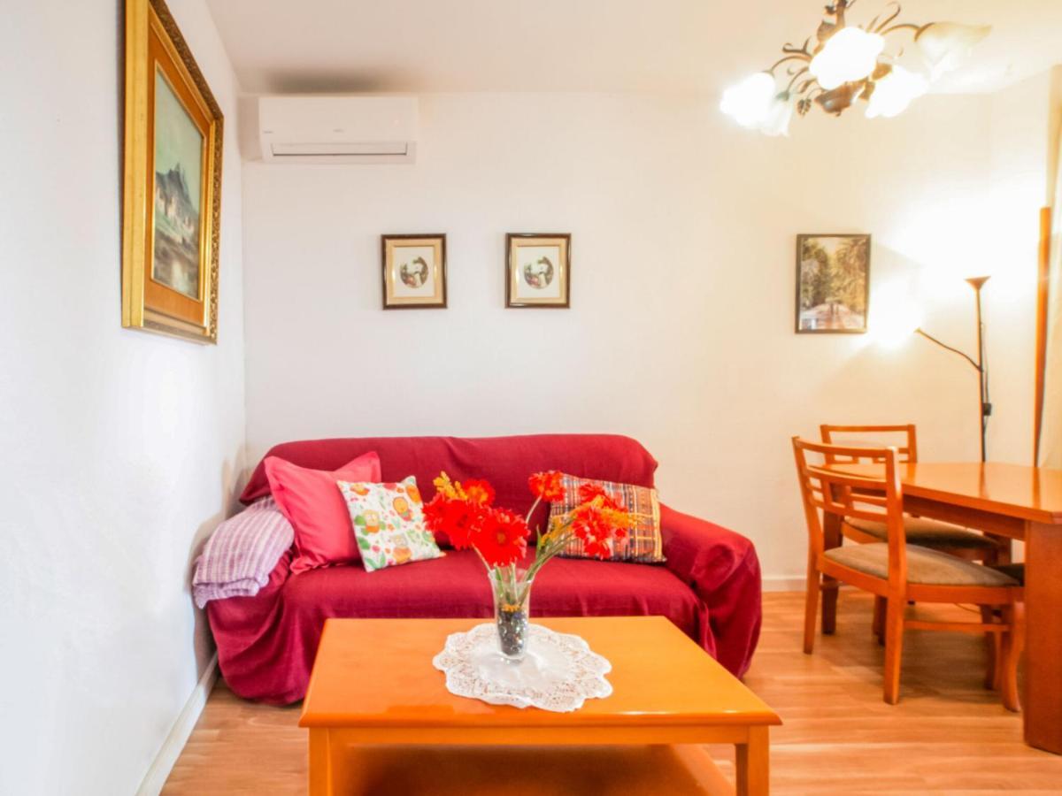 Holiday home Welcoming In With Patio *