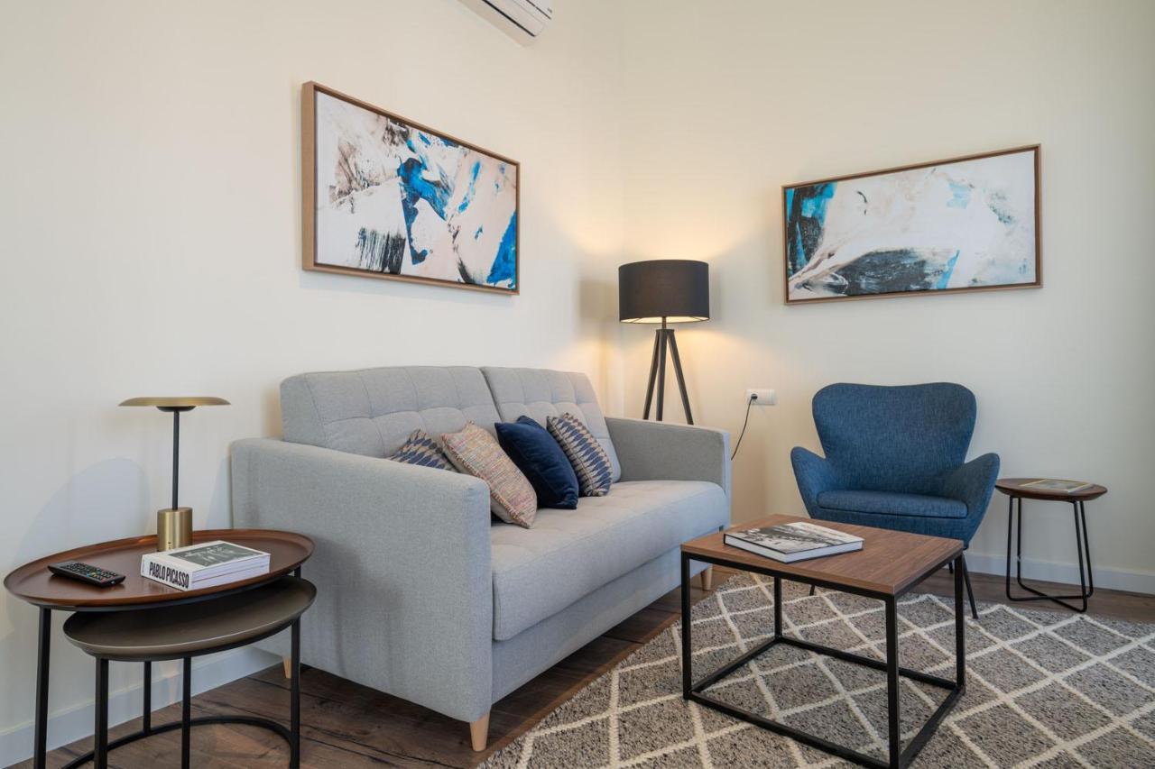 Apartment Art *