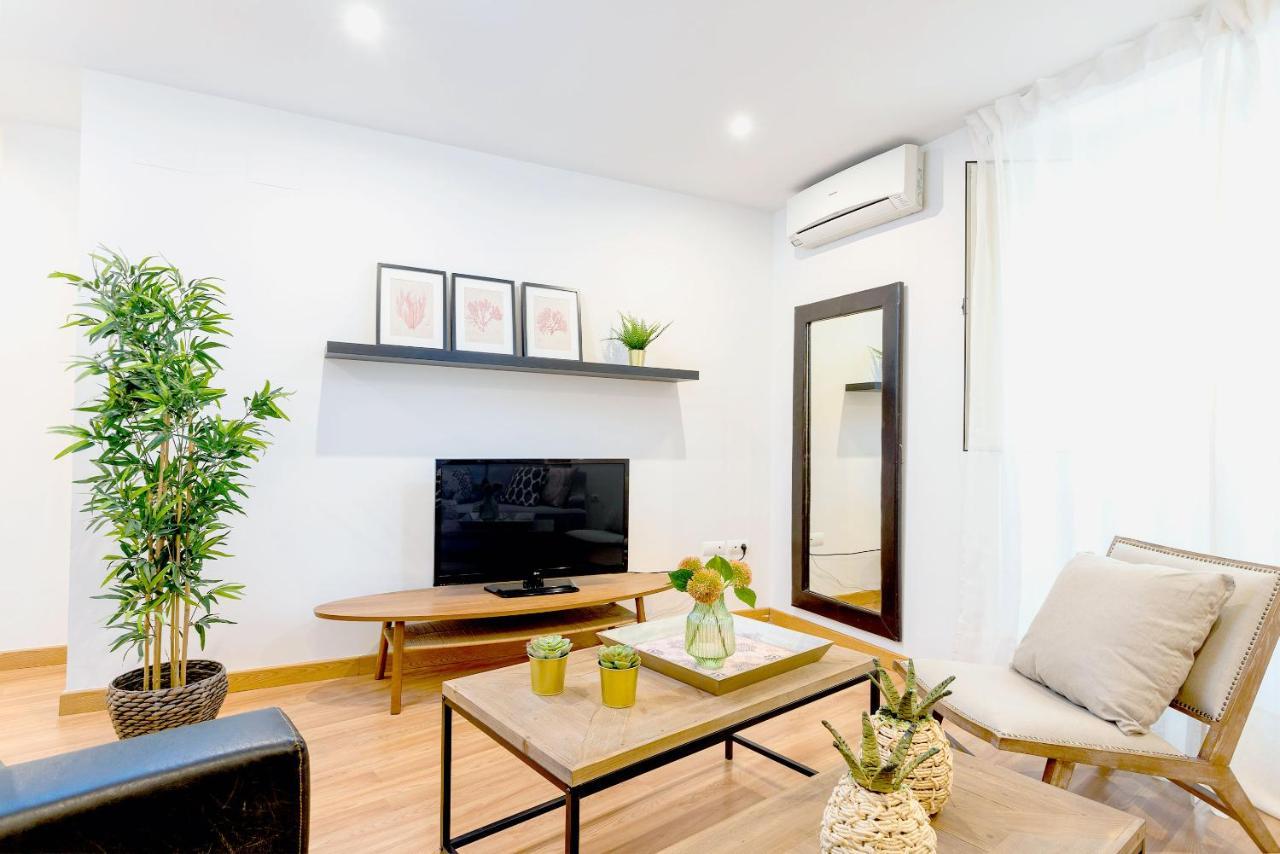 Genteel Marin Garcia Apartment