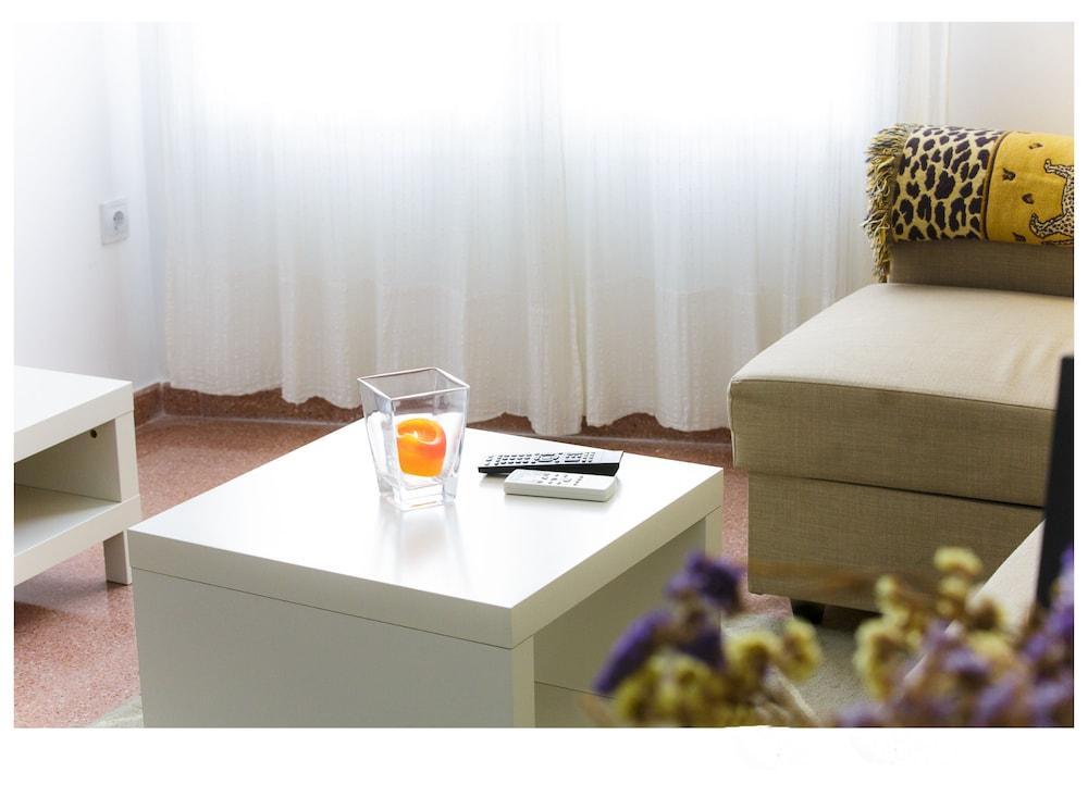 Apartment Sea & Wave La Finestra