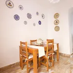 El Patio De Lola Y Felisa