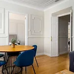 Apartamento Plaza De La Merced 4 Habitaciones