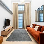 High Ceiling Gem In Heart Of Malaga Historic District