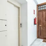 Duplex With Private Terrace & City Views - Center By Rems