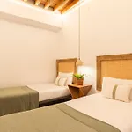 Lazcano & Old Town By Ele Apartments