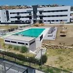 Bajo Con Jardin En Primera Linea De Playa