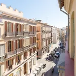 Luxury Carreteria Citycenter