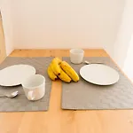 Lu&Cia Soho Free Breakfast!