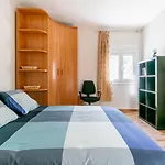Comfortable Holiday Home In Malaga Near Seabeach