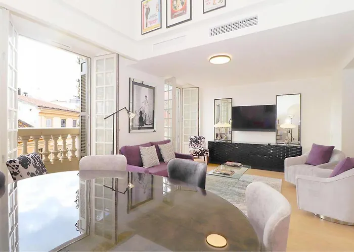 Del Parque Flats Exclusive