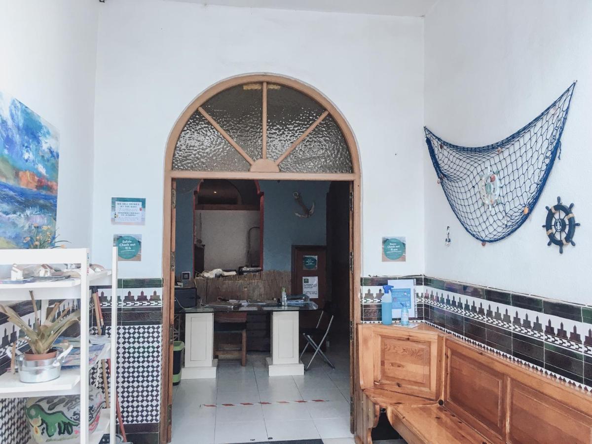 Beach And Center Backpackers Hostel