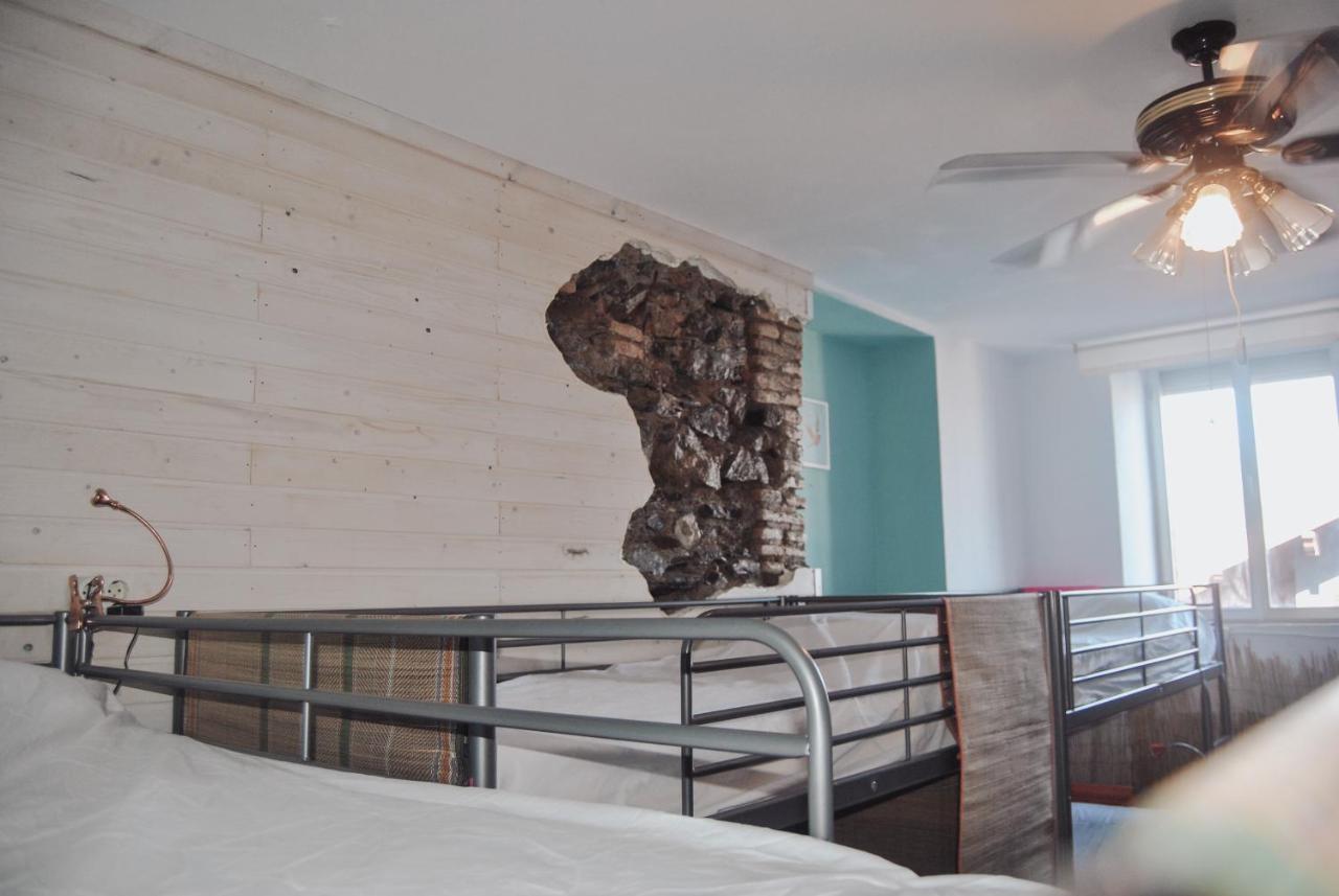 Beach And Center Backpackers Hostel Malaga
