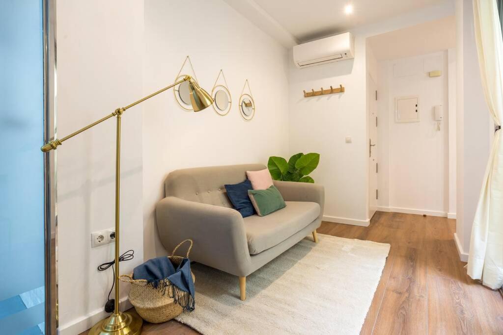 Tgh/ Center Luxury Style Apartment