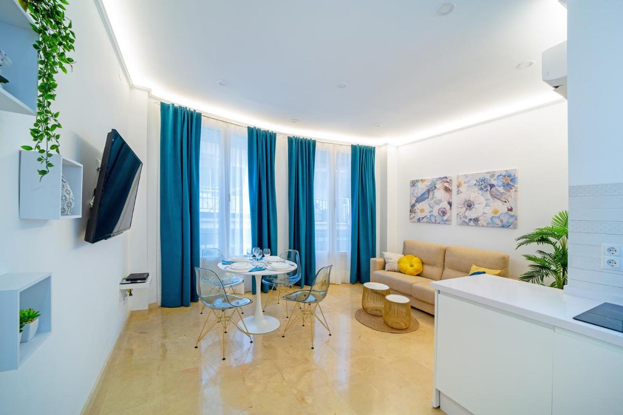 Historical Centre Luxury Apartment