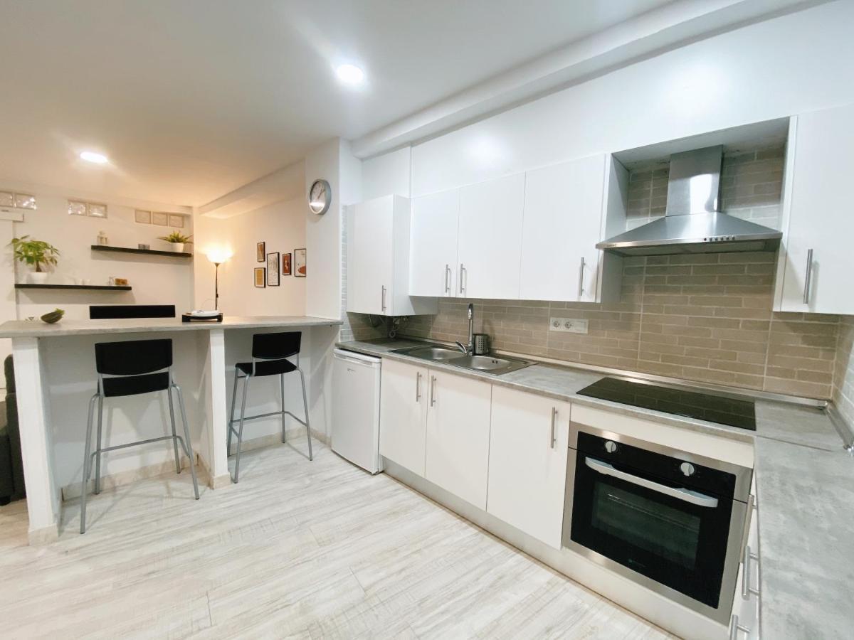 Gmc Turistics - The Atarazanas Market House Apartment *