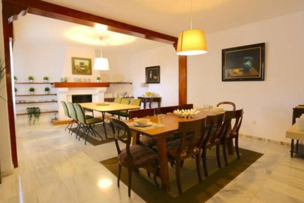 Villa Cerca De La Playa,piscina Privada,bbq Málaga