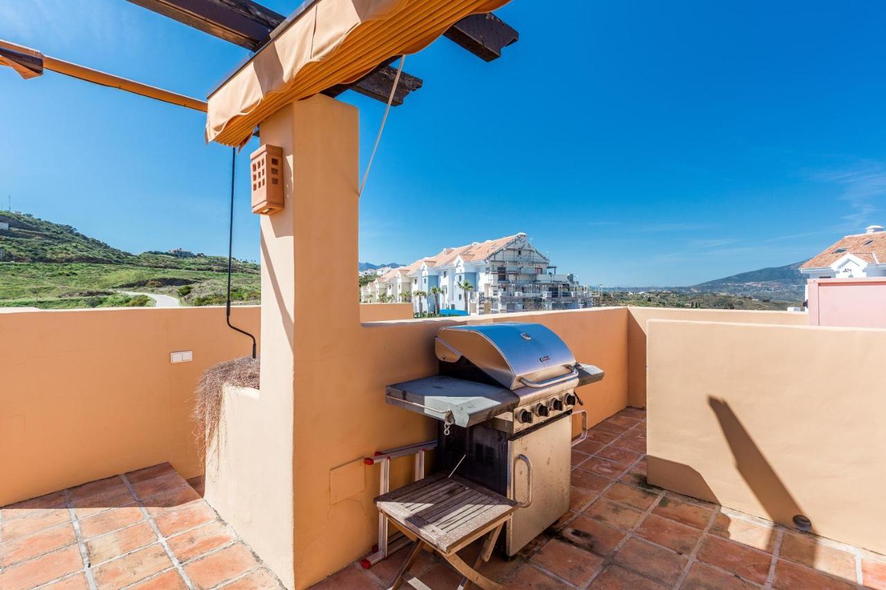 Townhouse With Great Sea Views In Riviera Del Sol Holiday home *