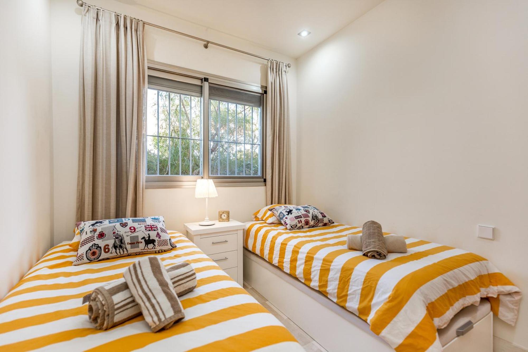 Townhouse With Great Sea Views In Riviera Del Sol * Malaga