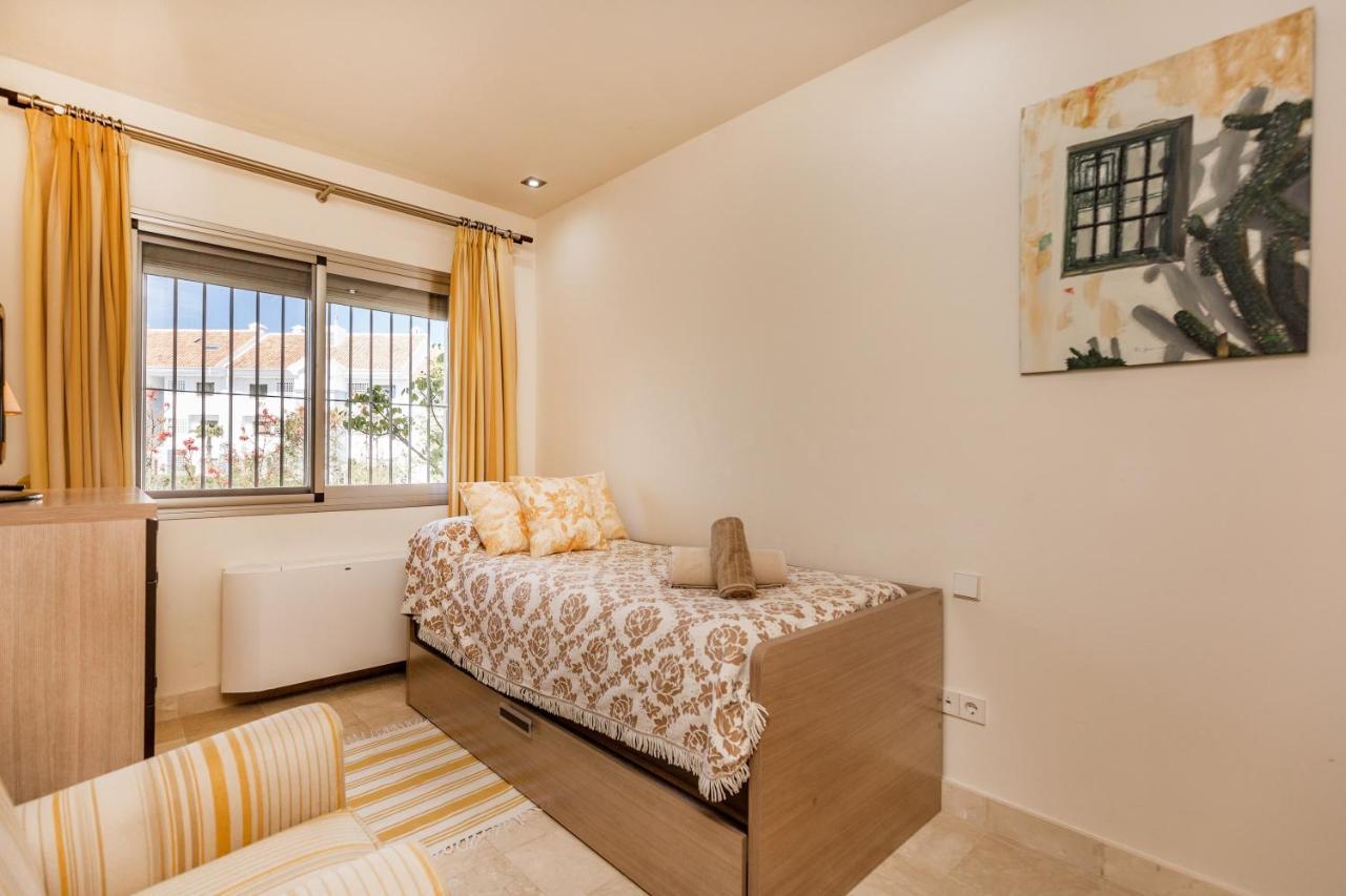 Holiday home Townhouse With Great Sea Views In Riviera Del Sol Malaga