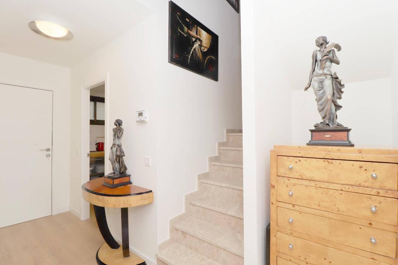Del Parque Flats Exclusive Apartment *