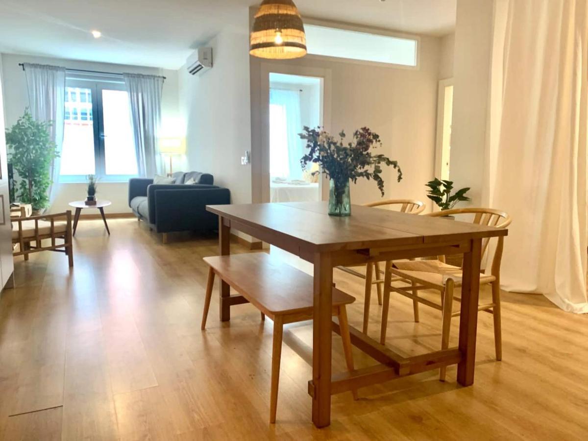 Homely Plaza Del Teatro Apartment *