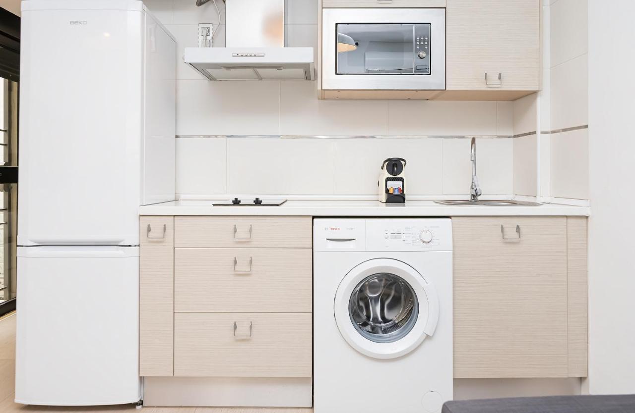 Apartment Maba/private Backyard/walk To Downtown/large Smart Tv *