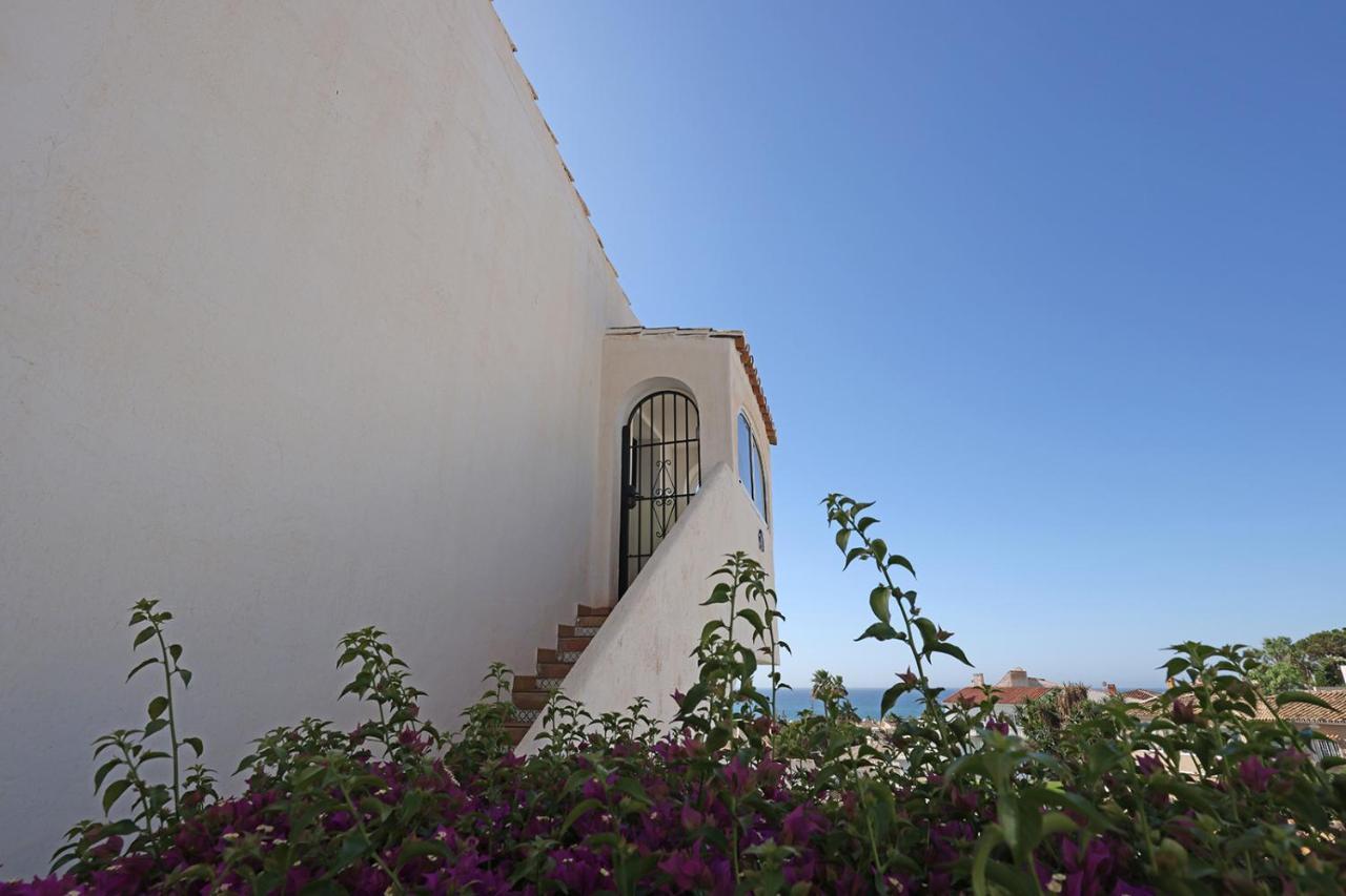 086 Relaxed 2 Bed, La Cala Golf Getaway With Sea Views Apartment