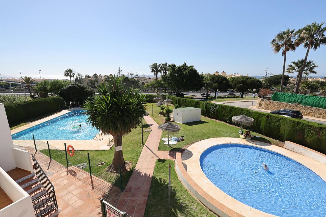 086 Relaxed 2 Bed, La Cala Golf Getaway With Sea Views *